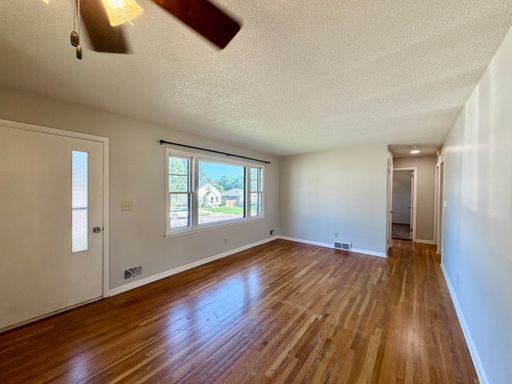 Spacious 3-Bedroom Single-Family Home with Oversized Two Stall Attached Garage – photo 1
