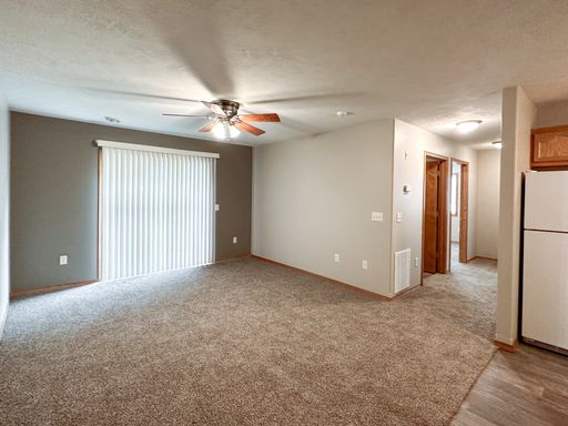 2 Bedroom 1 Bathroom Tea Apartment!