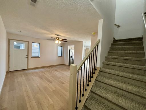 Southwest 3 Bedroom 1.5 Bathroom Home! – photo 1