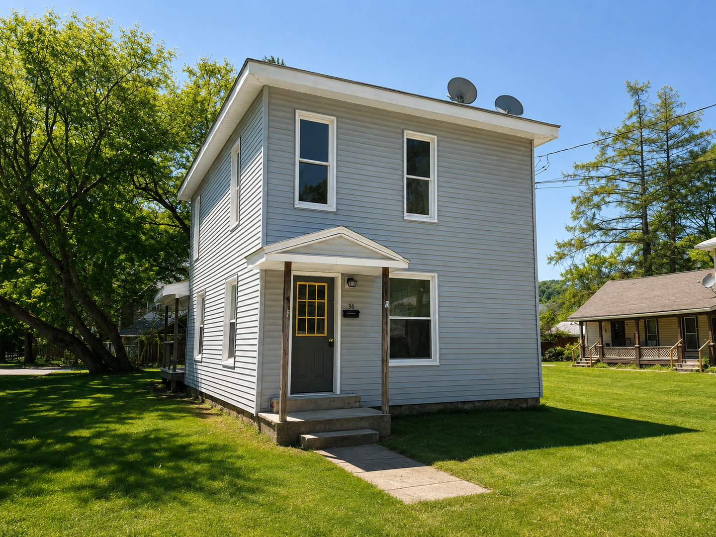 Salamanca Apartment: 34 Armstrong Street