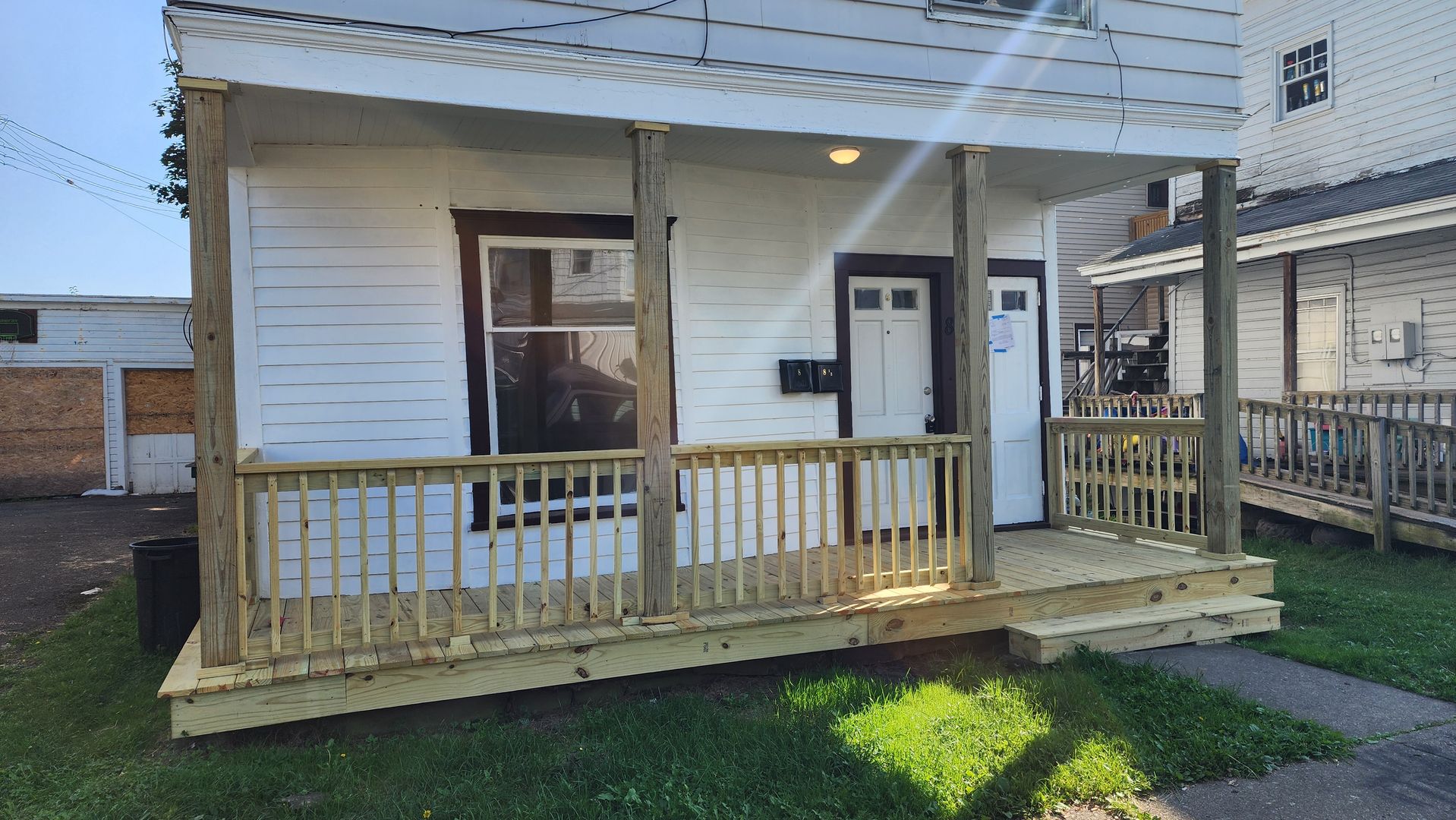 Bradford Apartment: 8 Walker Avenue