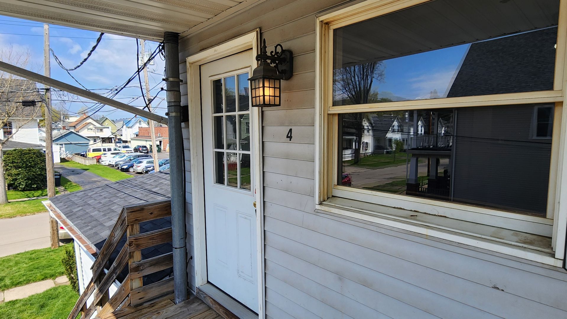 Olean Apartment: 113 S. 6th St.