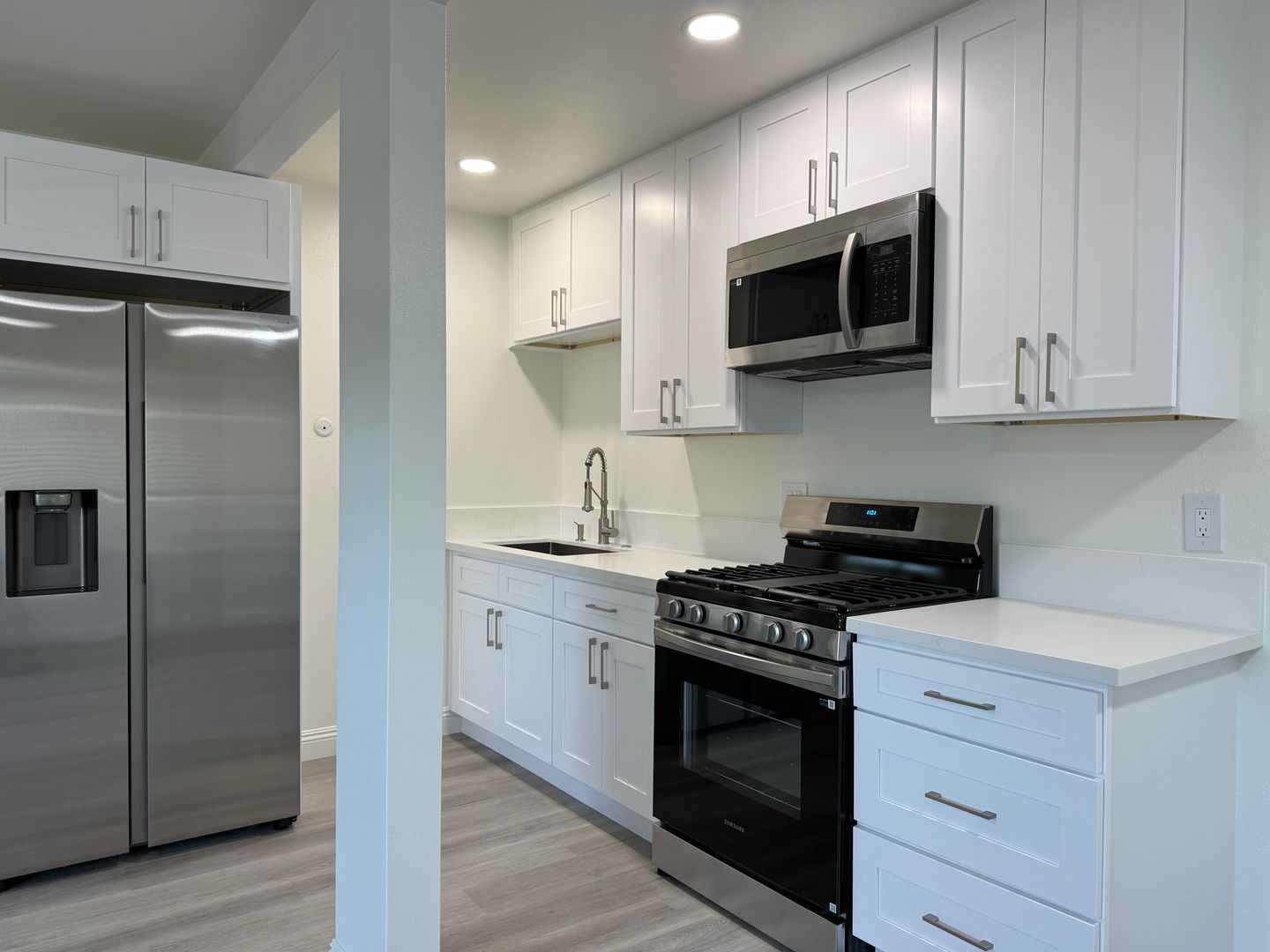 Anaheim Apartment: 9081 - 9195 Cerritos Ave.