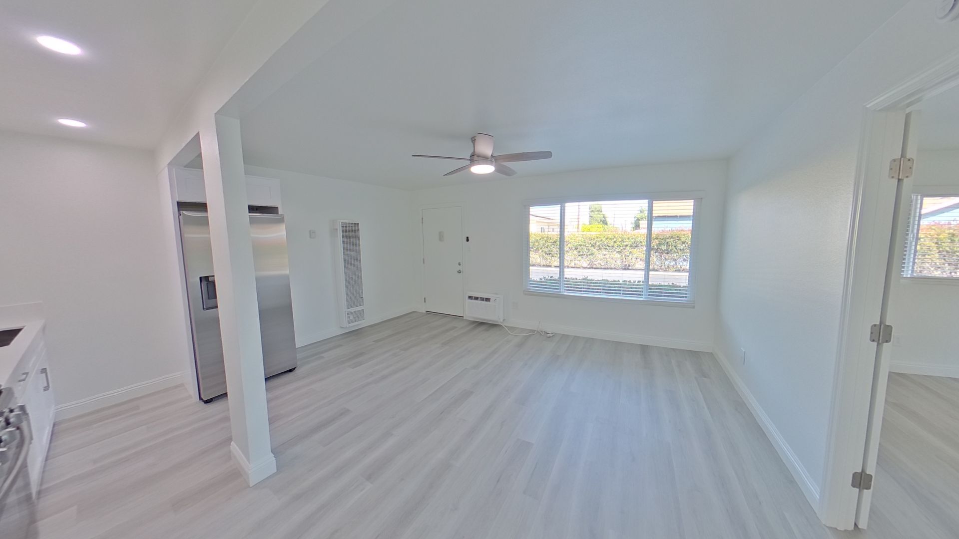 Anaheim Apartment: 9081 Cerritos Avenue