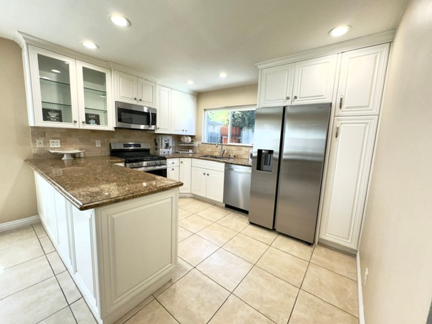 Costa Mesa Condo: 2512 Santa Ana Ave