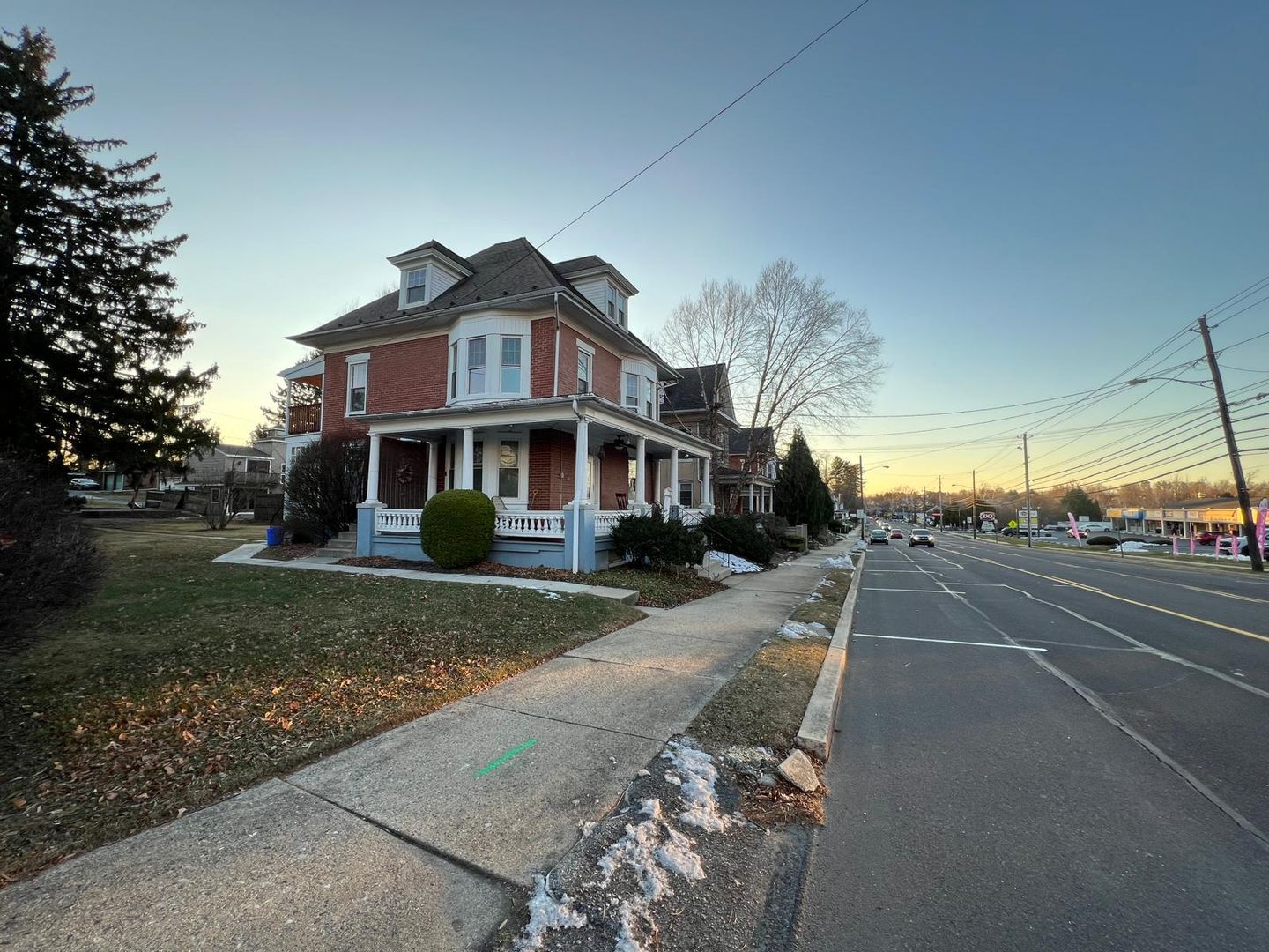 Sinking Spring Apartment: 4216 Penn Avenue