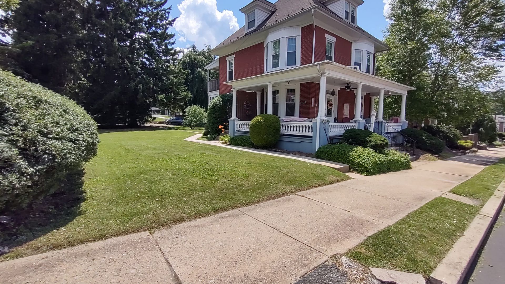 Sinking Spring Apartment: 4216 Penn Avenue