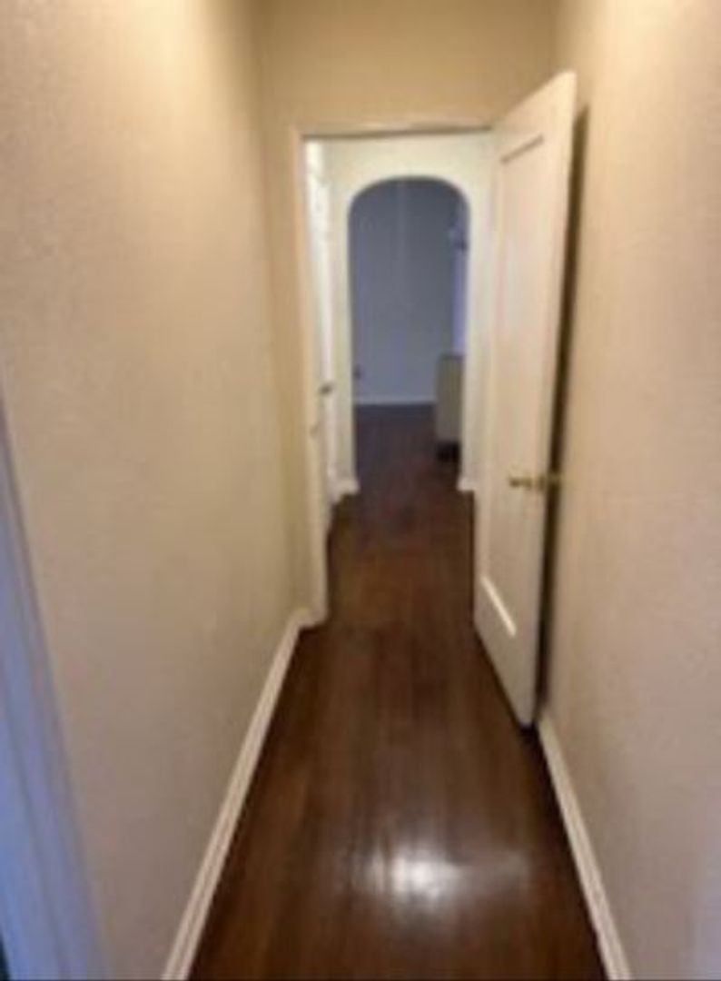 South Pasadena Apartment: 1171 Huntington Drive