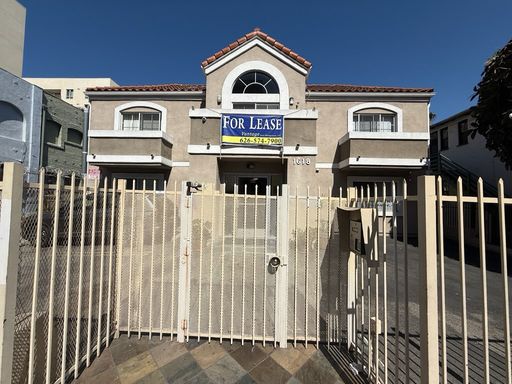 1-bedroom at 1618 Schrader Blvd., Los Angeles, CA 90028 | On-Site Laundry | One Parking space | Gated Community - LIMITED TIME OFFER: 2 WEEKS FREE RENT MOVE-IN SPECIAL – photo 1
