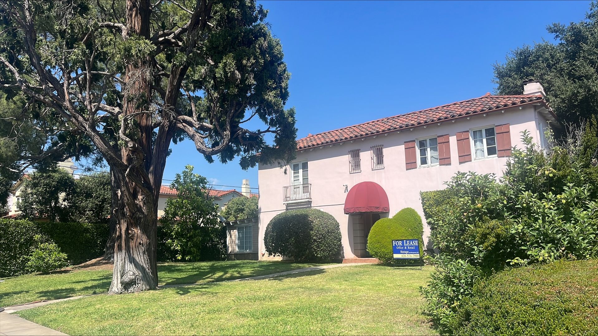 South Pasadena Apartment: 1171 Huntington Drive