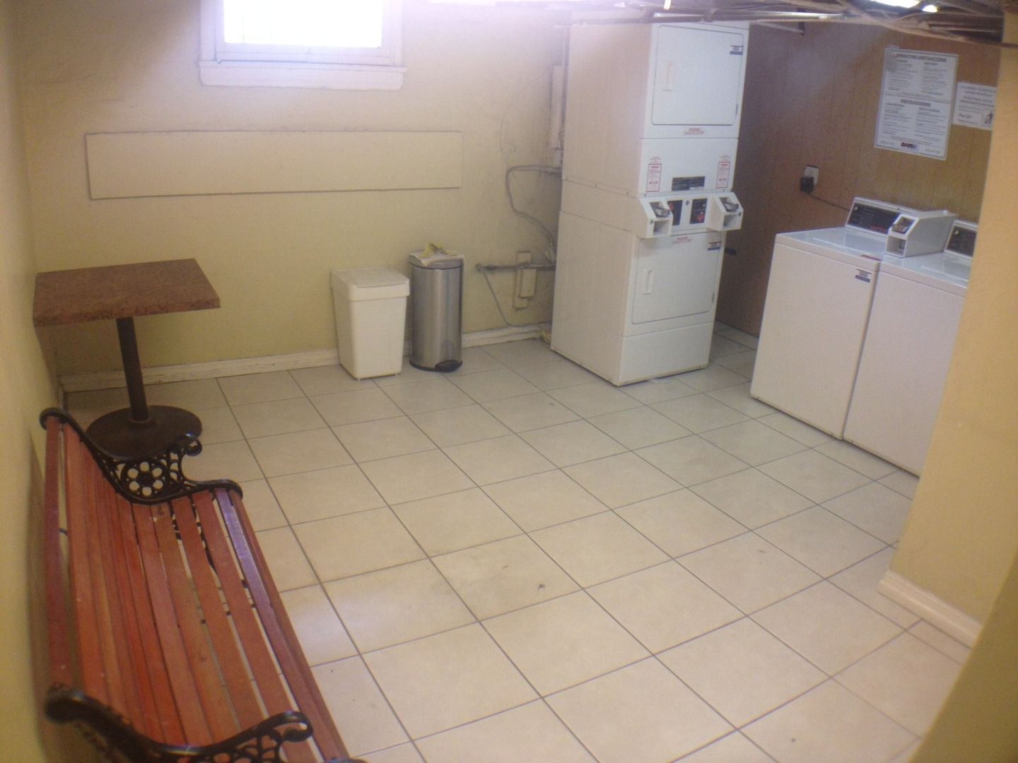 Los Angeles Apartment: 1837 N. Alexandria Ave.