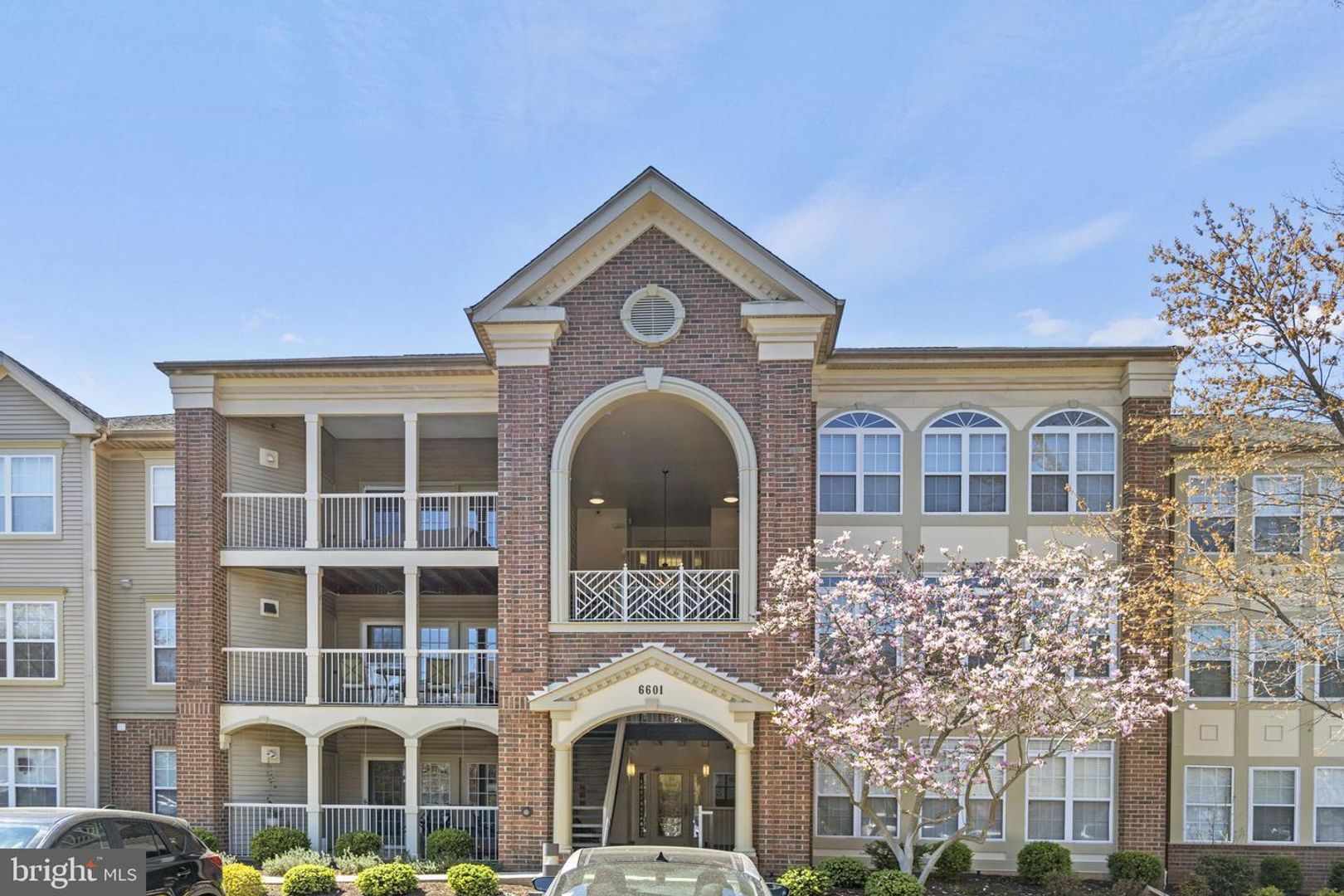 Alexandria Condo: 6601-I Thackwell Way