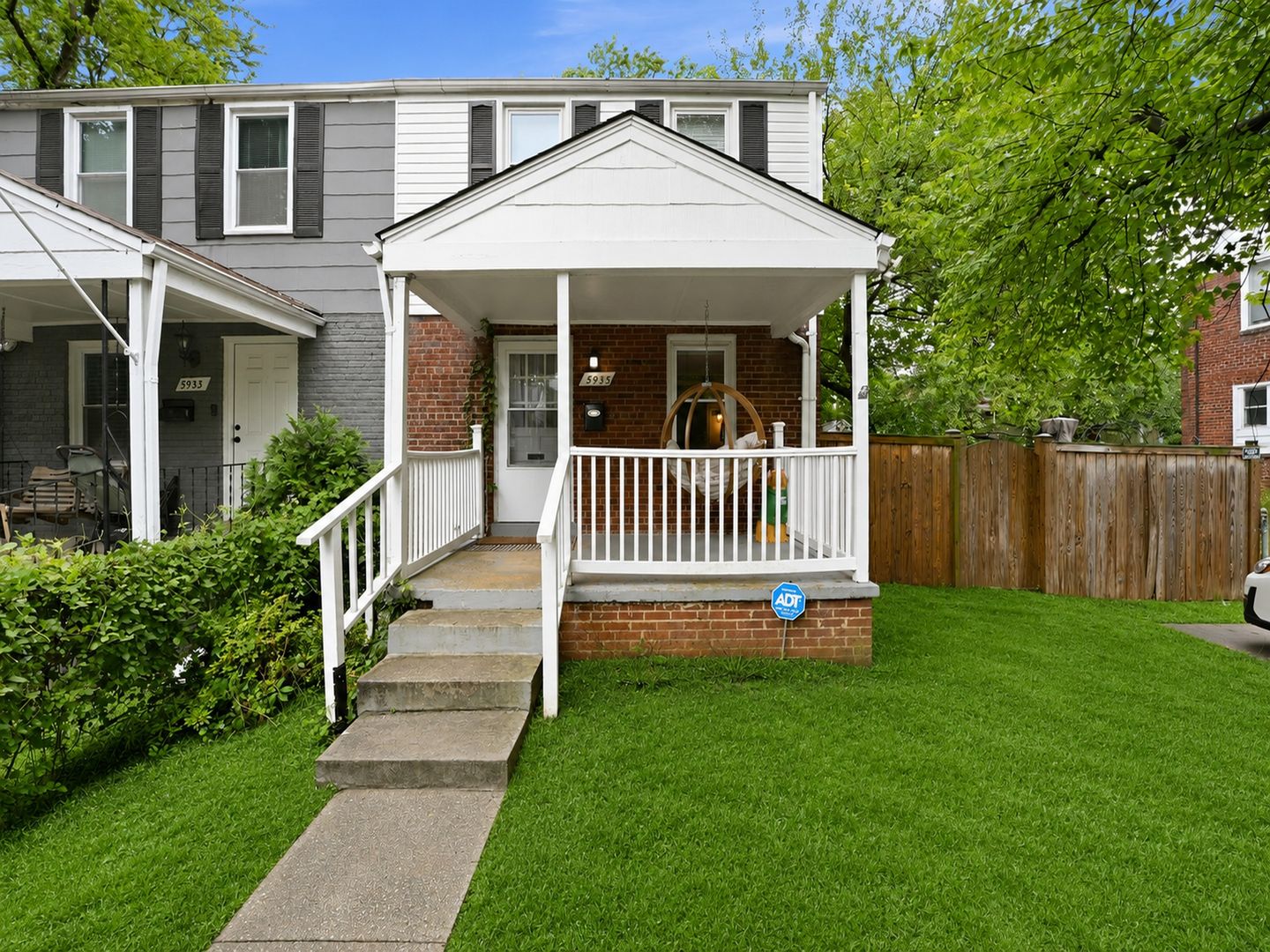 Alexandria Townhome: 5935 Williamsburg Road