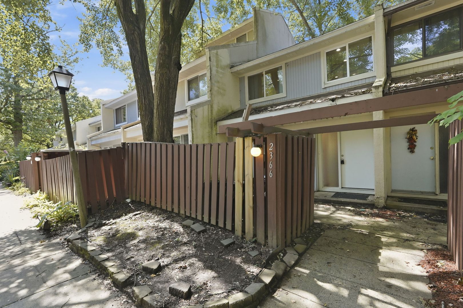 Reston Townhome: 2366 Southgate Square