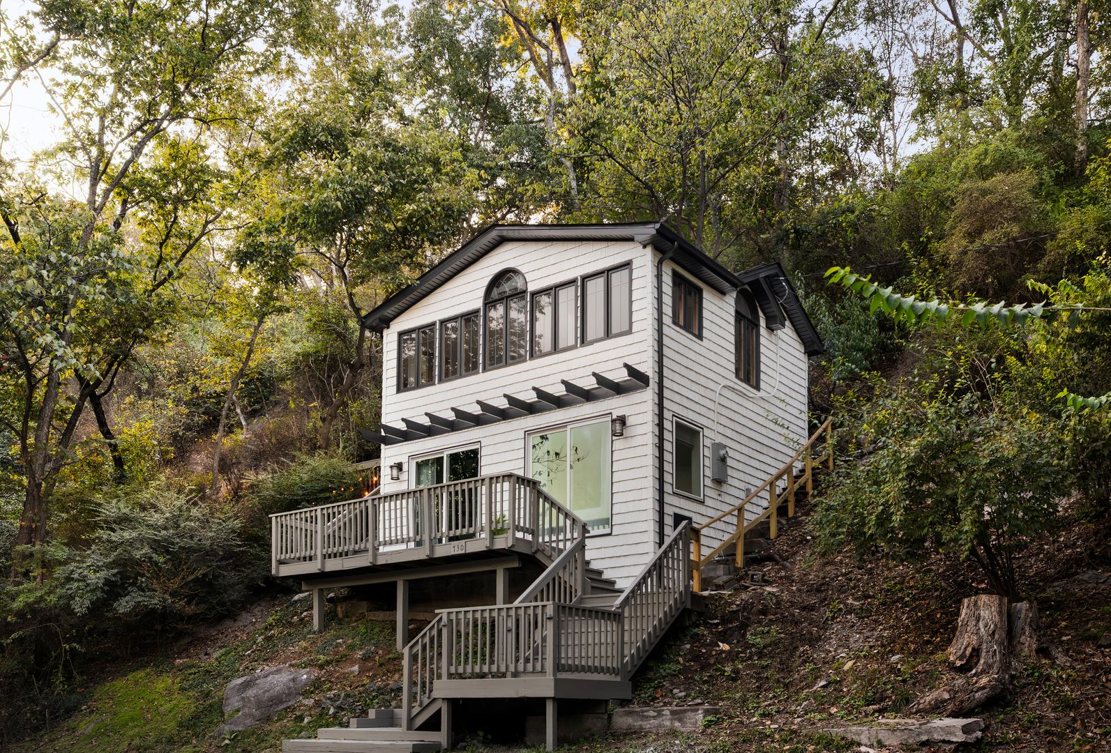 Front Royal House: 730 Bennys Beach Road