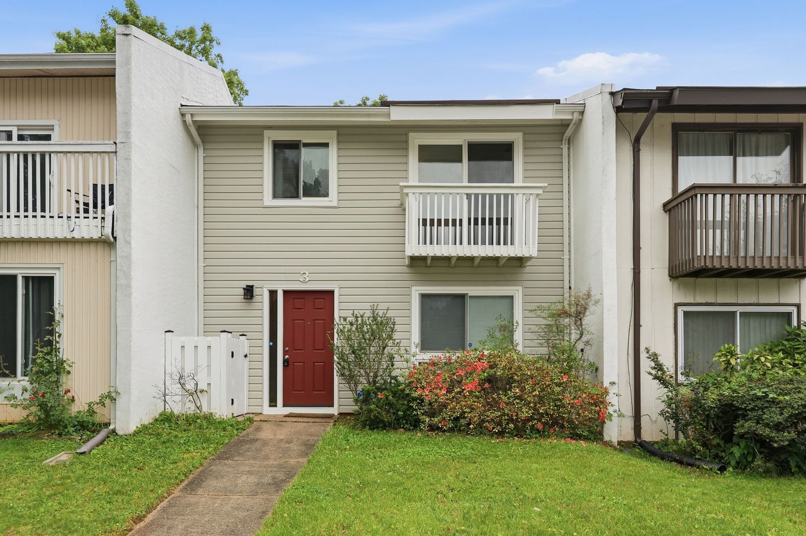 Sterling Townhome: 3 Carolina Court