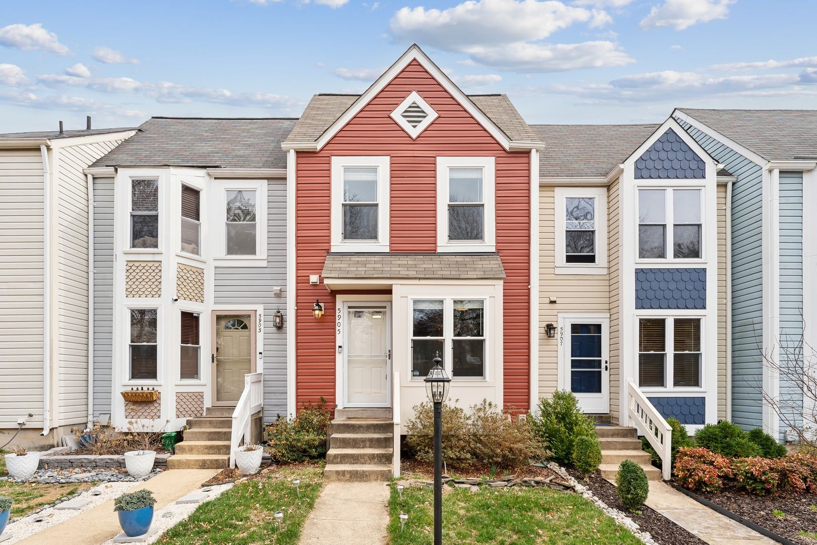 Alexandria Townhome: 5905 Sir Cambridge Way