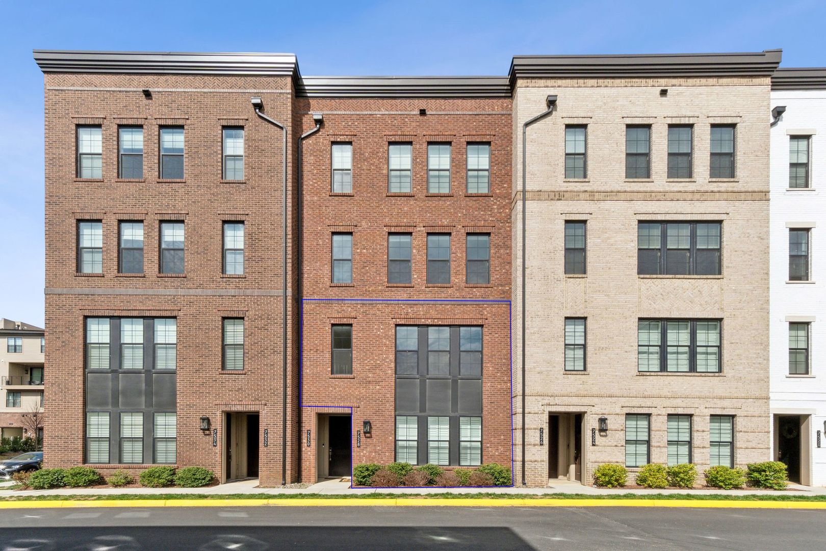 McLean Condo: 7528 Sawyer Farm Way