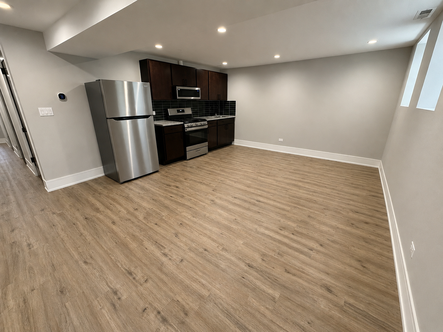Chicago Apartment: 3452 W. Walnut St.