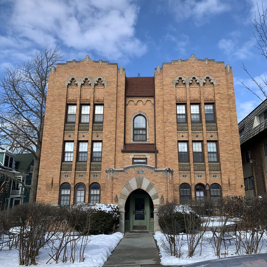 Ann Arbor Apartment: 809 E. Kingsley St.