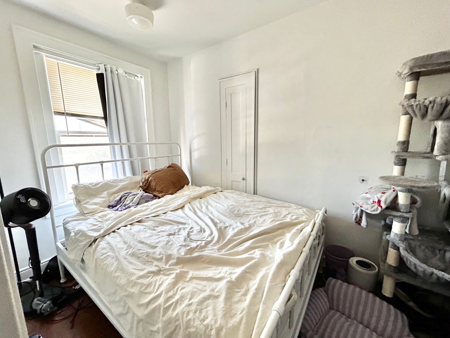 Ann Arbor Apartment: 809 E. Kingsley St.