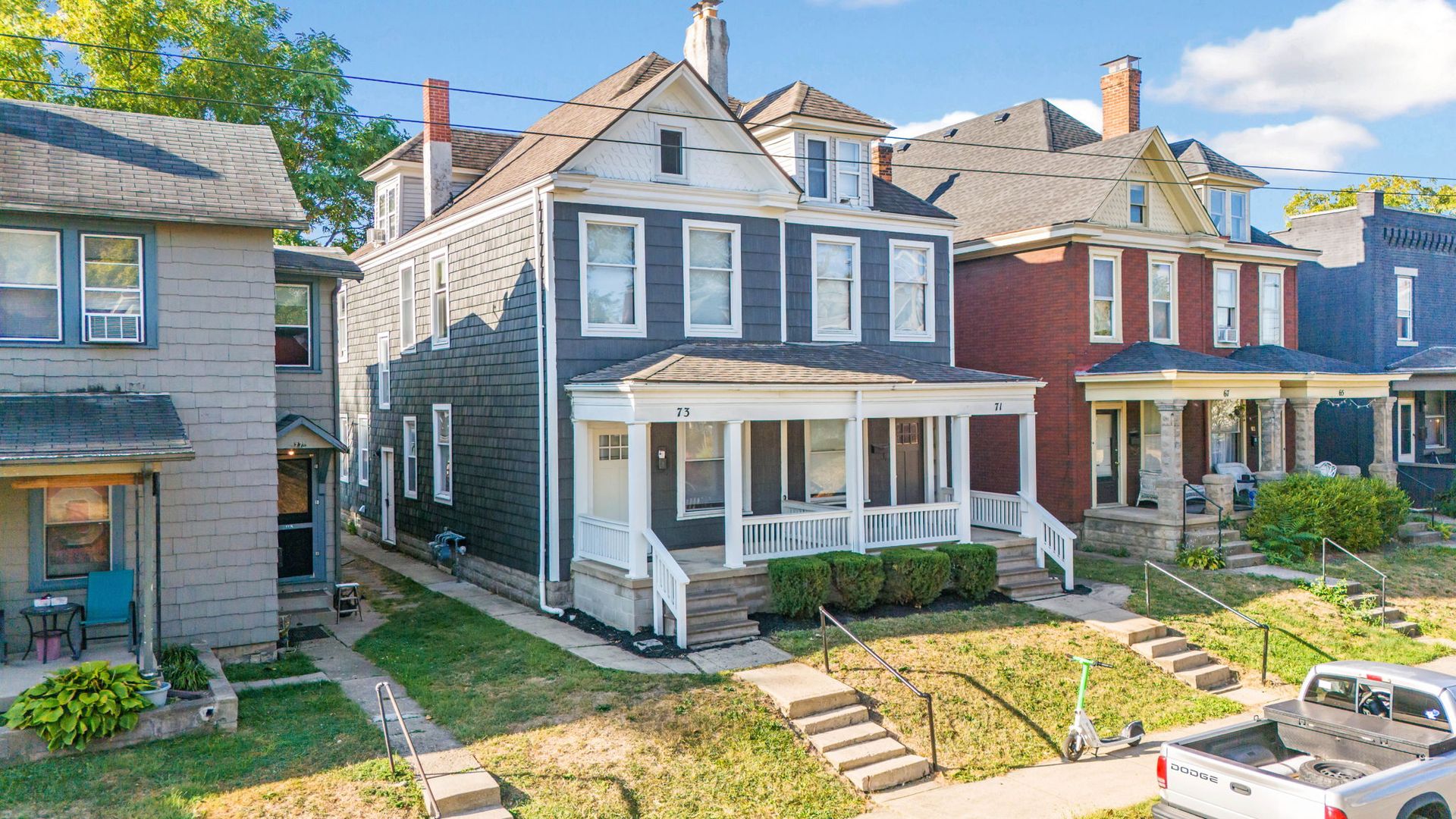 Columbus House: 71 E. Maynard Avenue