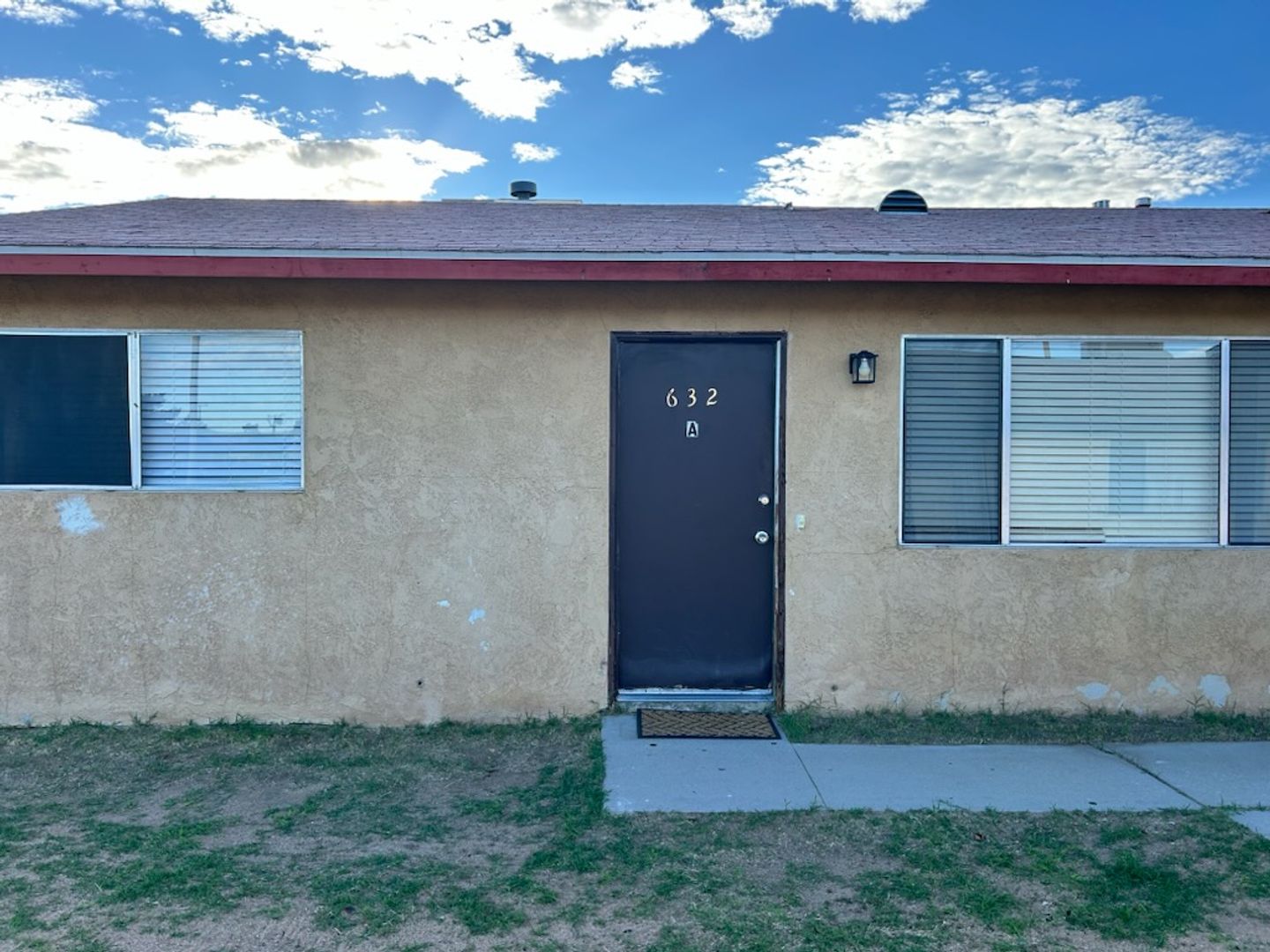 Ridgecrest Apartment: 632 E. Commercial Ave.