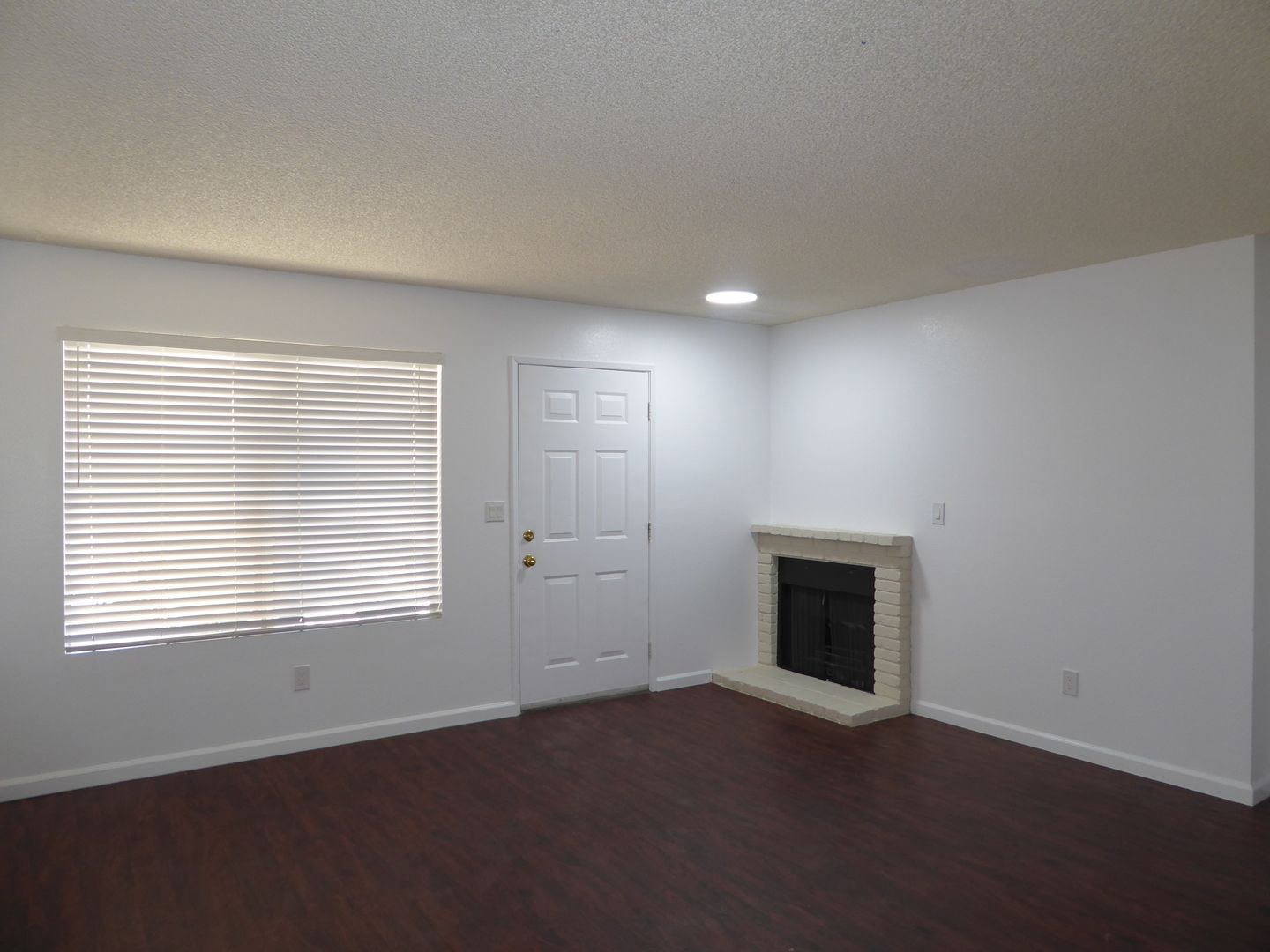 Ridgecrest Apartment: 824 Capehart Ct.