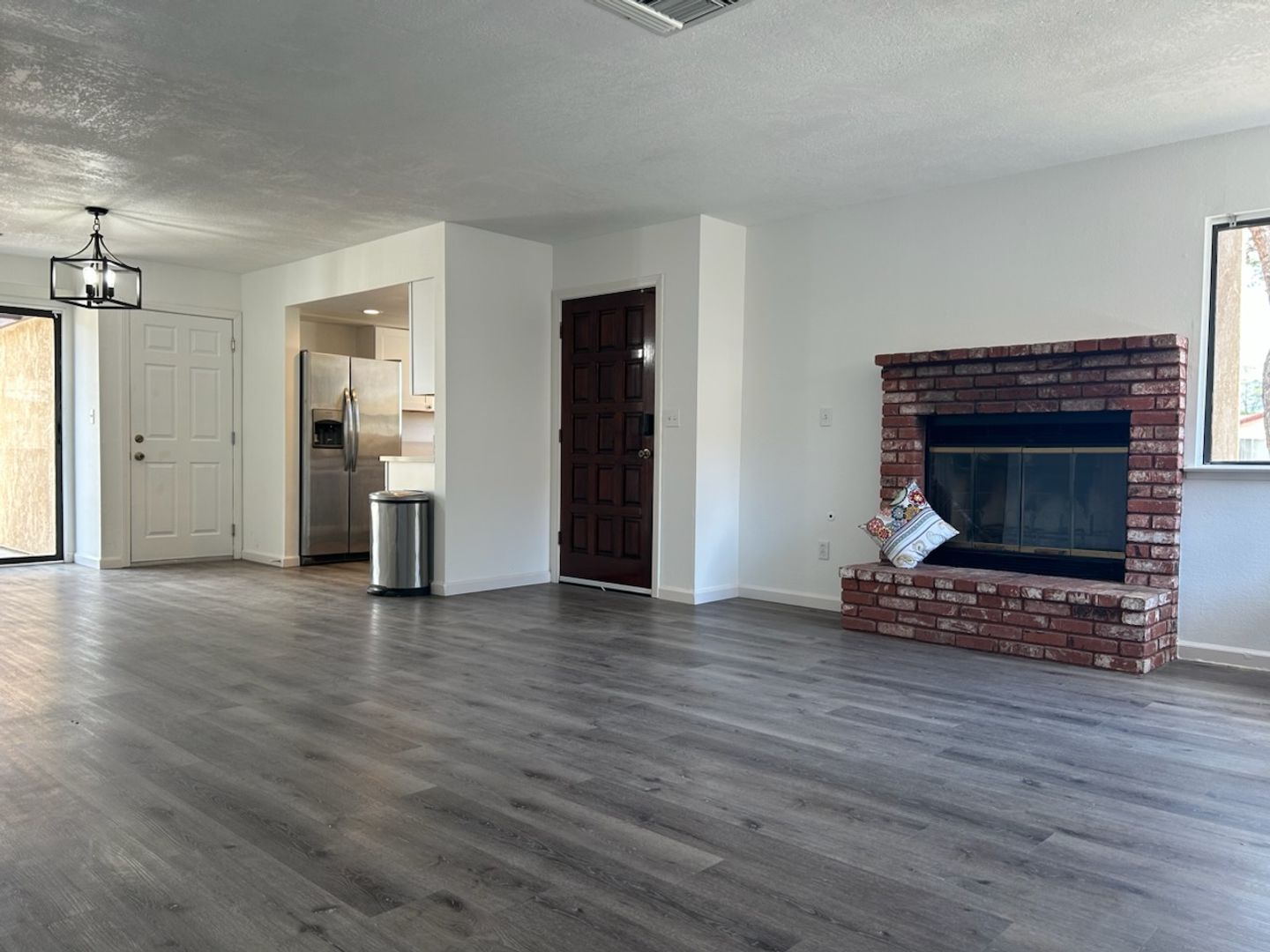 Ridgecrest House: 1127 N. Mono Ct.