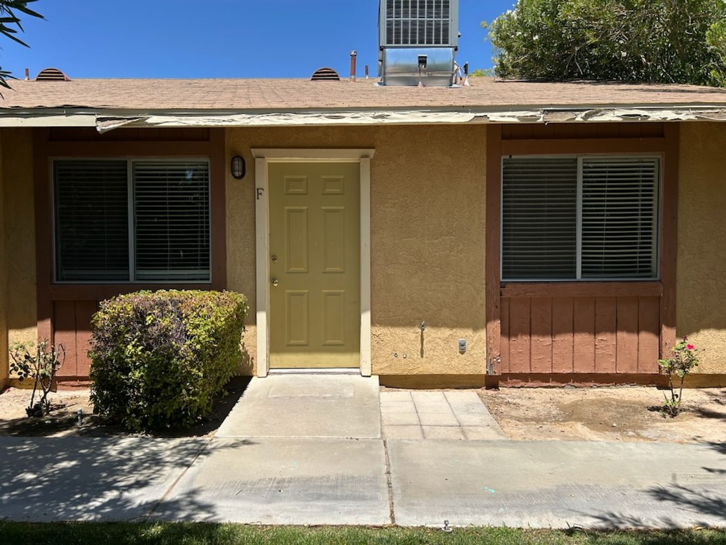 Ridgecrest Apartment: 425  Rick Ct.