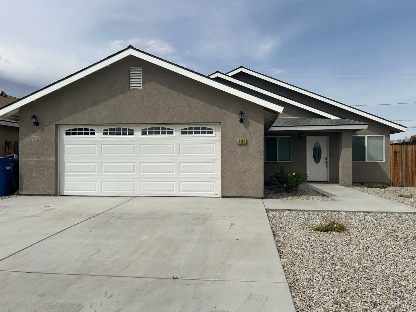 Ridgecrest House: 936 W. Boston Ave.