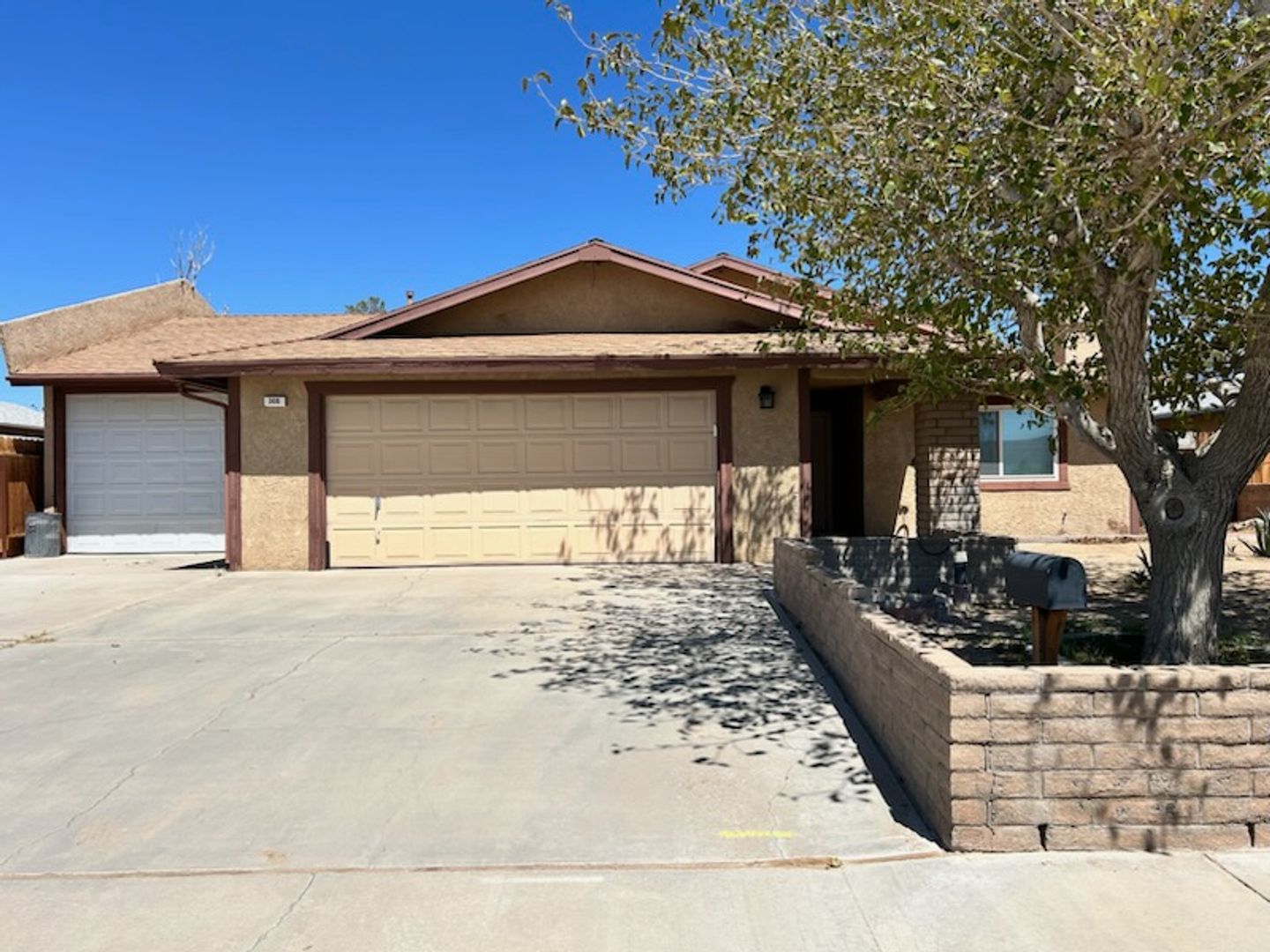 Ridgecrest House: 308 W. Felspar Ave.