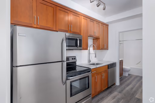 Newly available 1 bedroom in SE Portland - 1 Month free! – photo 1