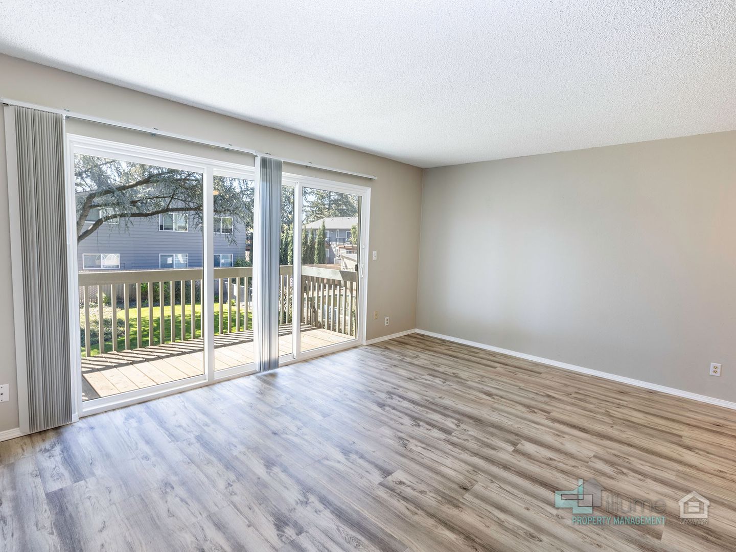 Portland Apartment: 11211 NE Weidler St
