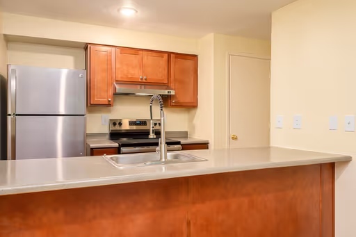 2BR 1BA unit at Highland Park Apartments! **6 weeks rent FREE! – photo 1