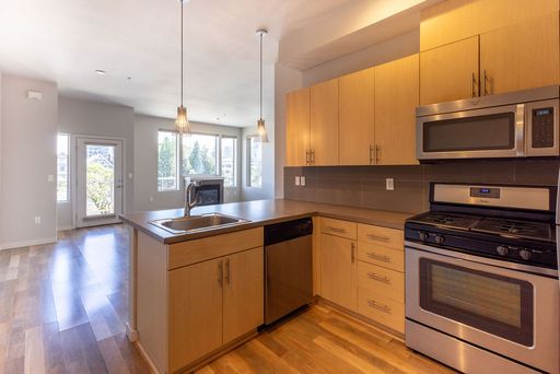 Urban Sophistication Meets Neighborhood Charm at 1607 Apartments - And a $500 Rent Credit! – photo 1