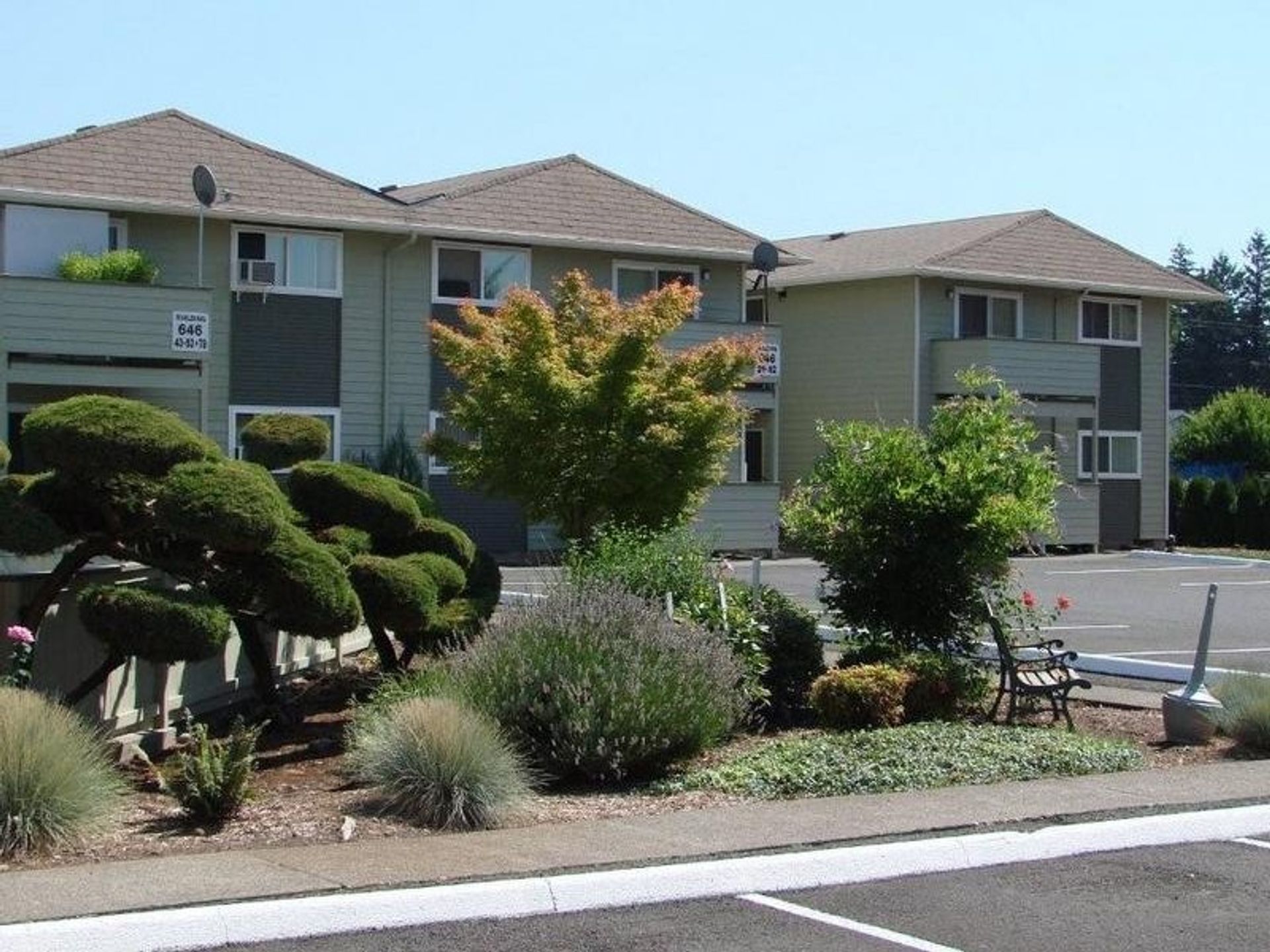 Portland Apartment: 17455 SE Washington Ct