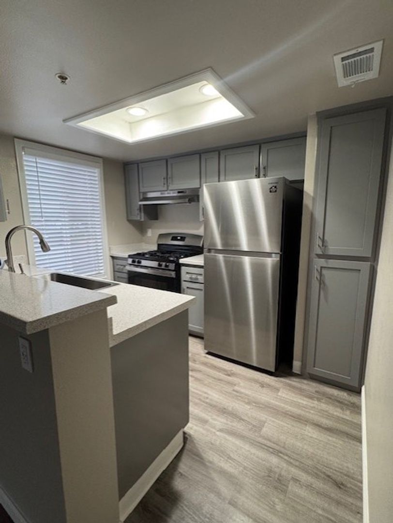 Vacaville Apartment: 1101 Farmington Dr.
