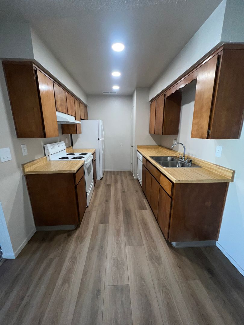 Lemoore Apartment: 265 East Hanford Armona Rd