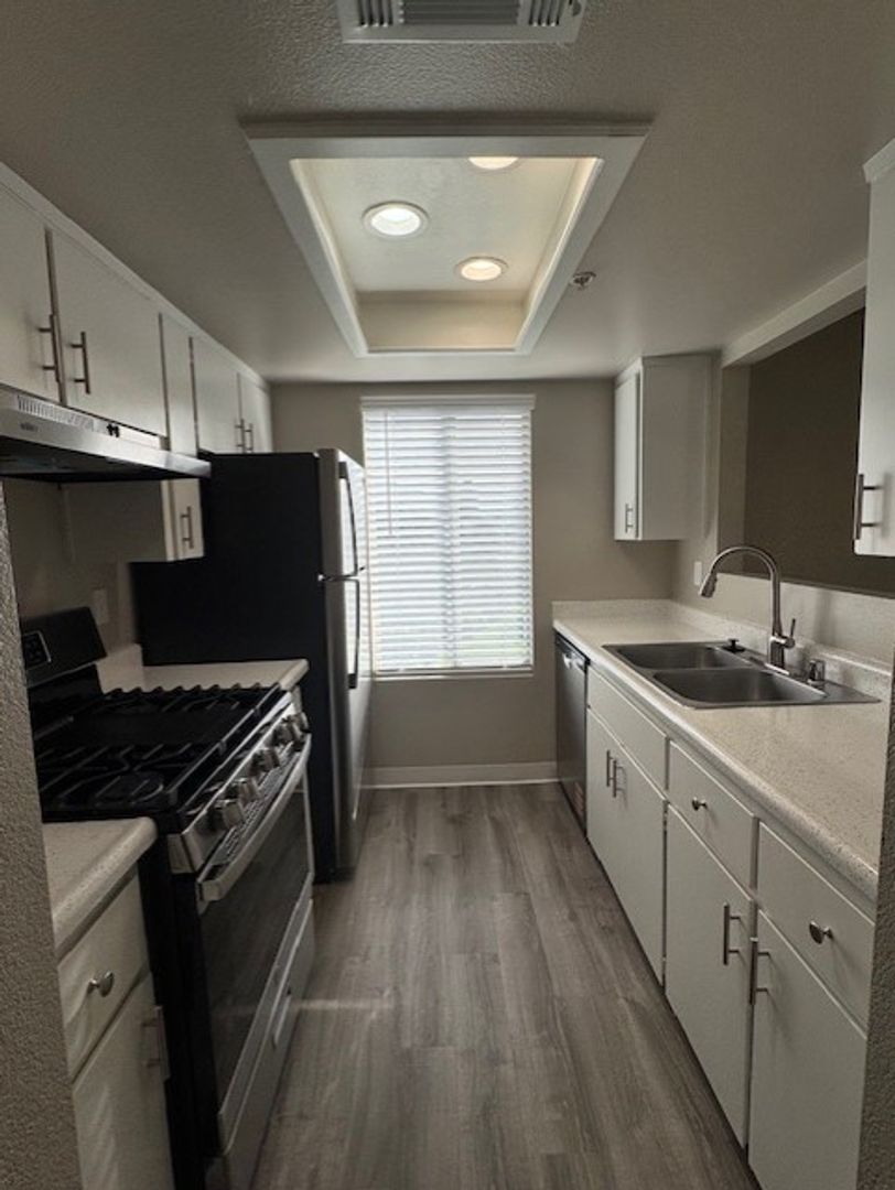 Vacaville Apartment: 1101 Farmington Dr.