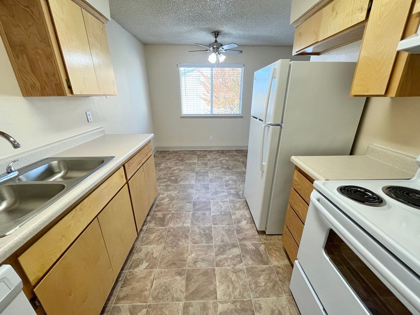 Clovis Apartment: 215 West Santa Ana Avenue Apt 104A