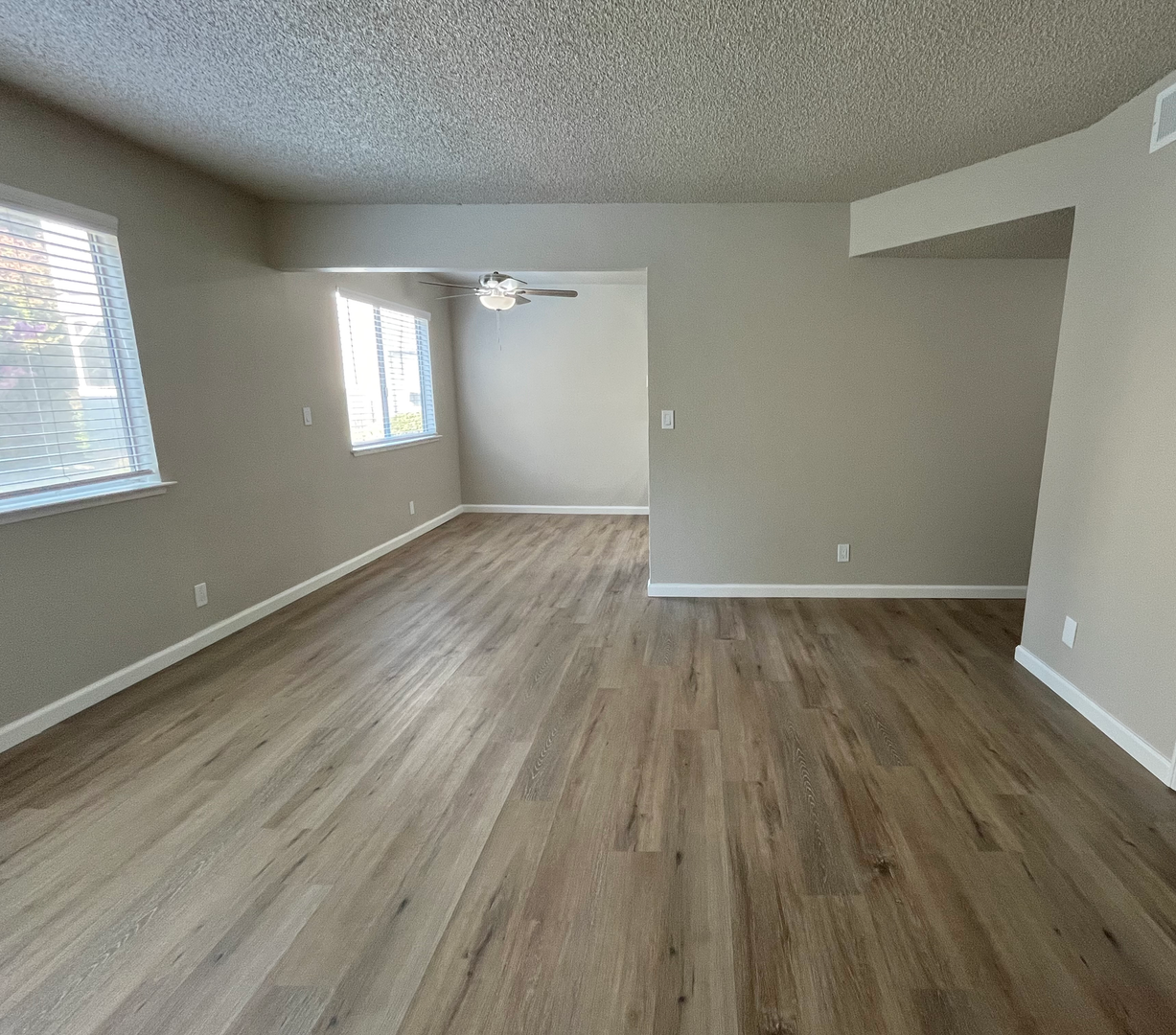 Clovis Apartment: 315 West Alamos Avenue Apt 133