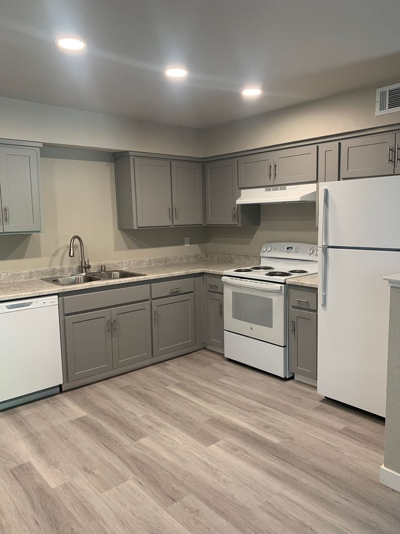Paso Robles Apartment: 1227 Corral Creek Ave