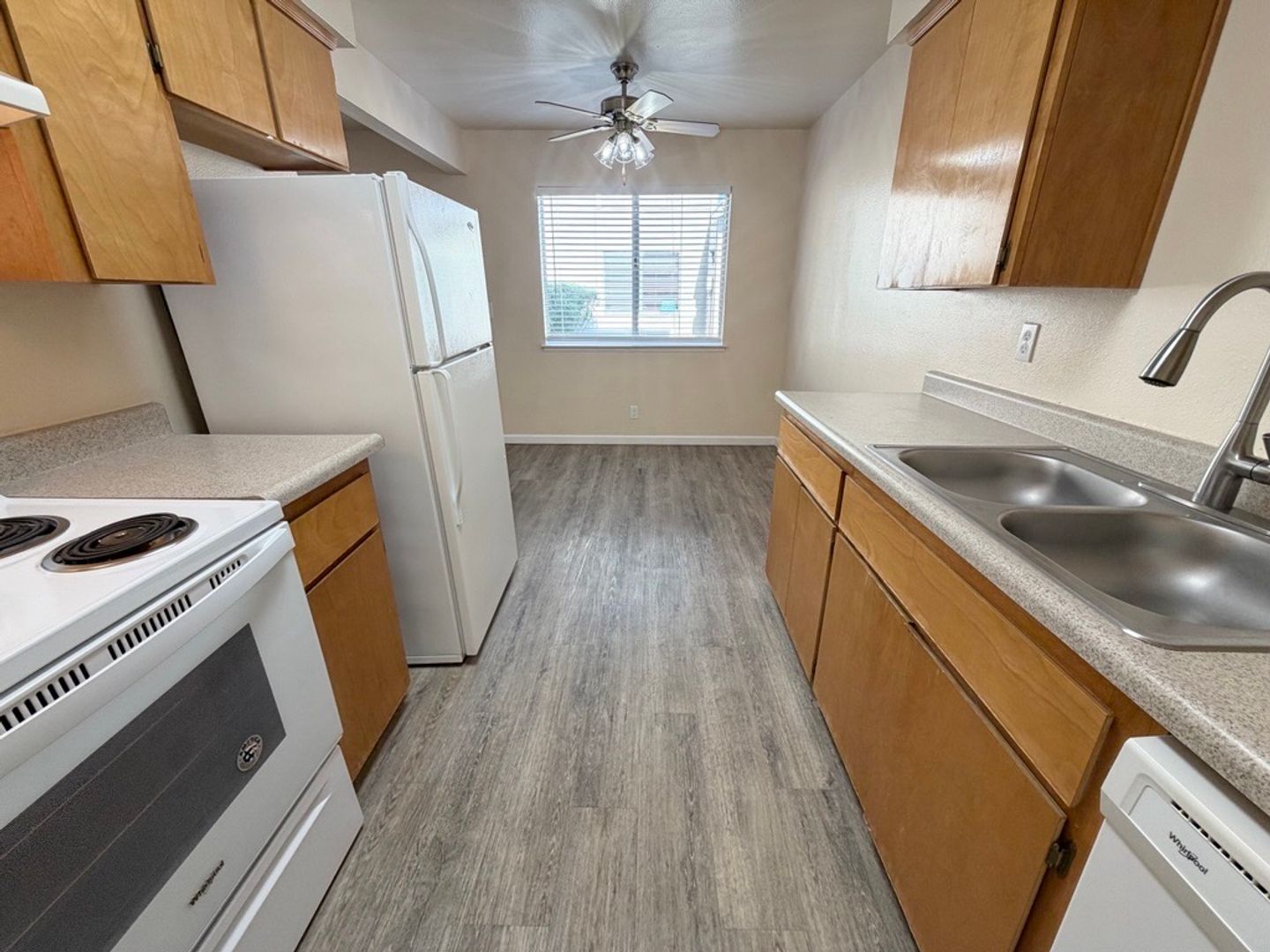Clovis Apartment: 215 West Santa Ana Avenue Apt 104A