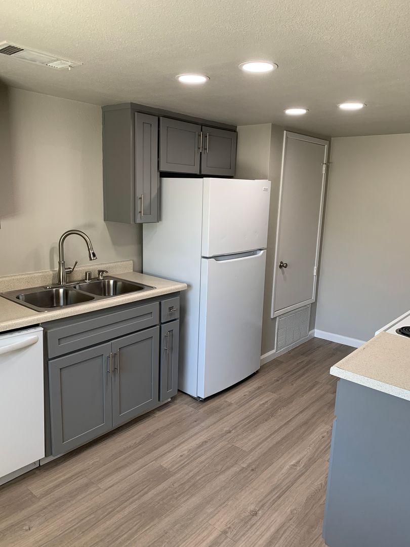 Paso Robles Apartment: 1227 Corral Creek Ave