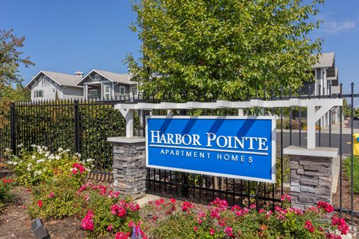 2627 Ashlan Avenue #202 – photo 1
