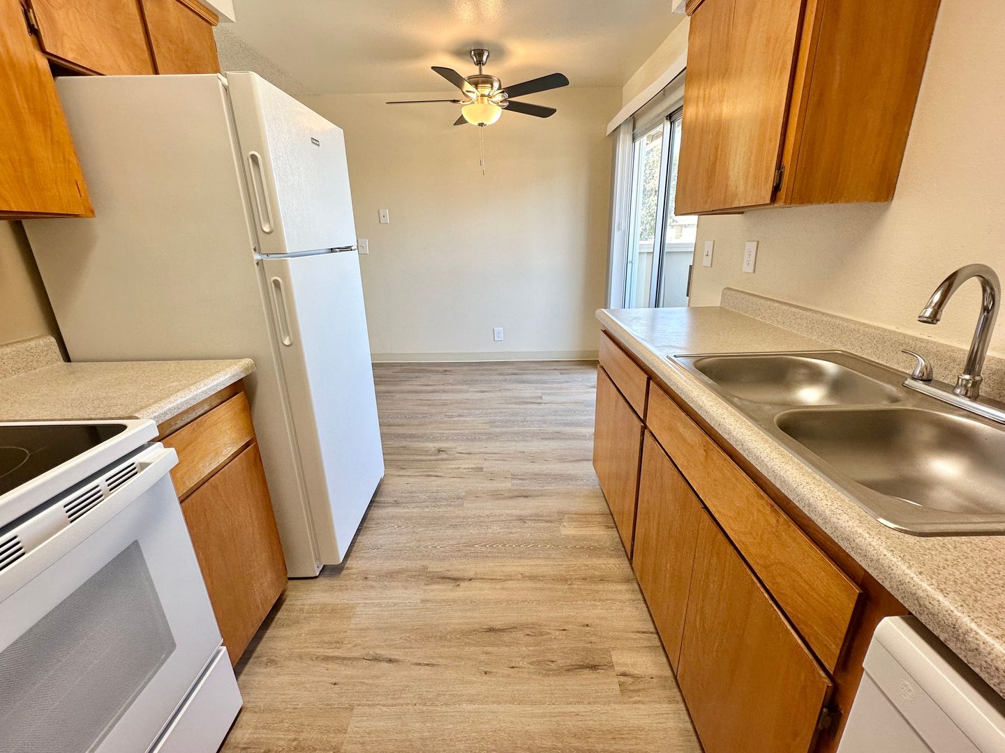 Clovis Apartment: 315 West Alamos Avenue Apt 133