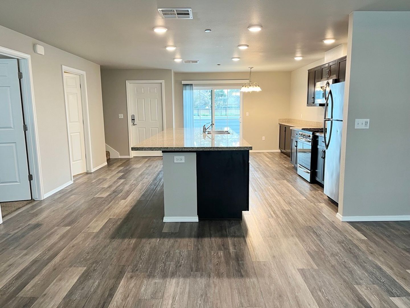 Clovis Apartment: 540 Park Avenue