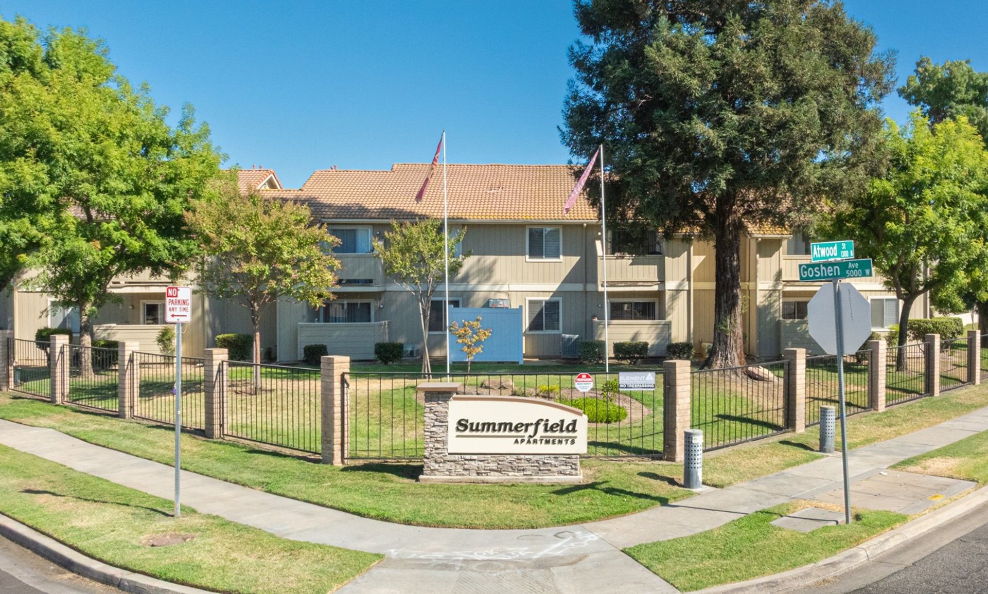 Visalia Apartment: 4620 West Douglas Ave