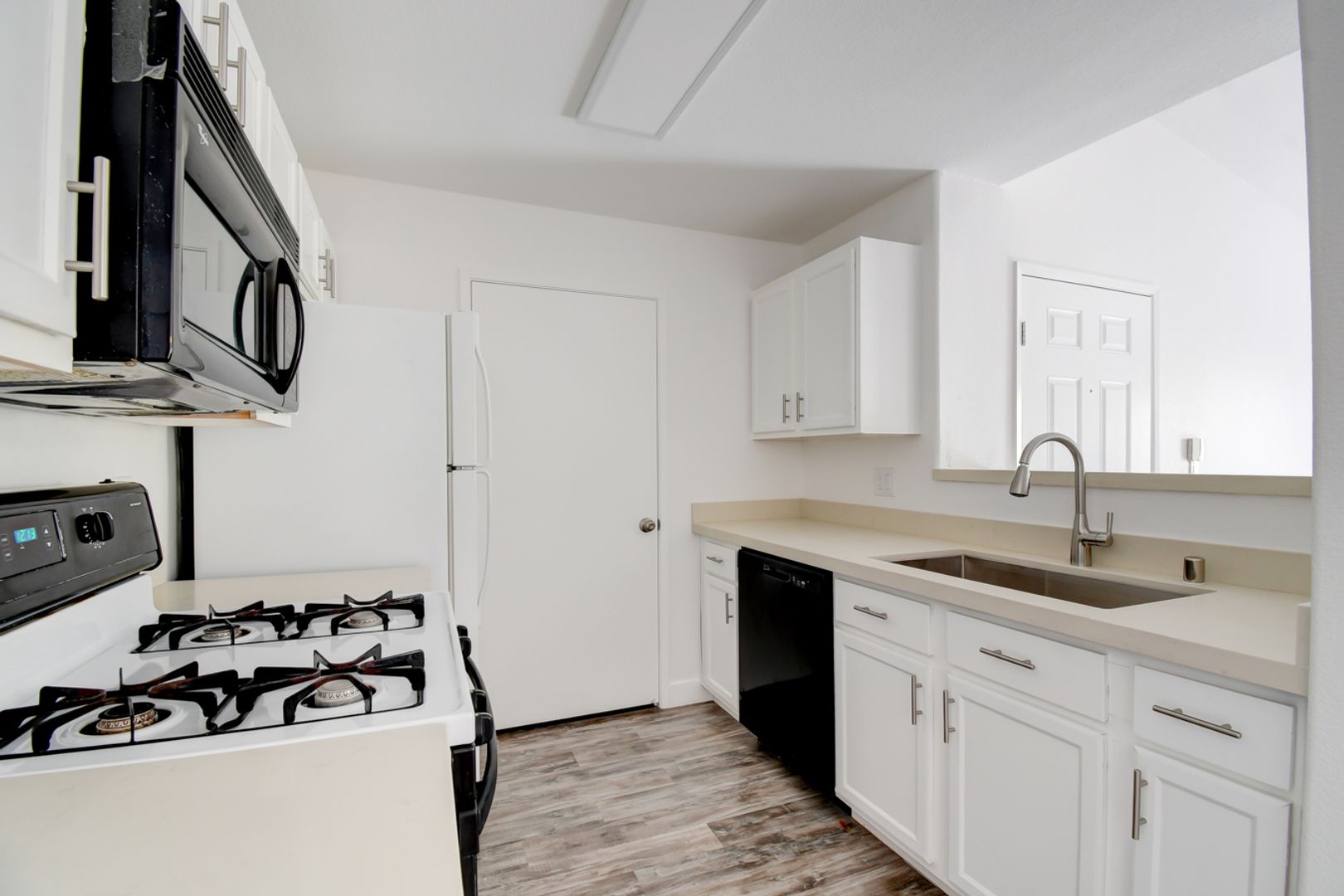 HENDERSON Condo: 950 SEVEN HILLS DRIVE